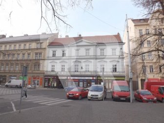 Pronájem částečně zařízeného  bytu 2+1 po právě dokončené rekonstrukci, Štefánikova ul., Praha 5 -Sm
